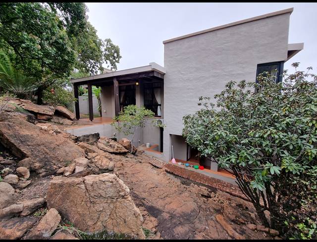 3 BEDROOM HOUSE FOR SALE IN SAFARI GARDENS